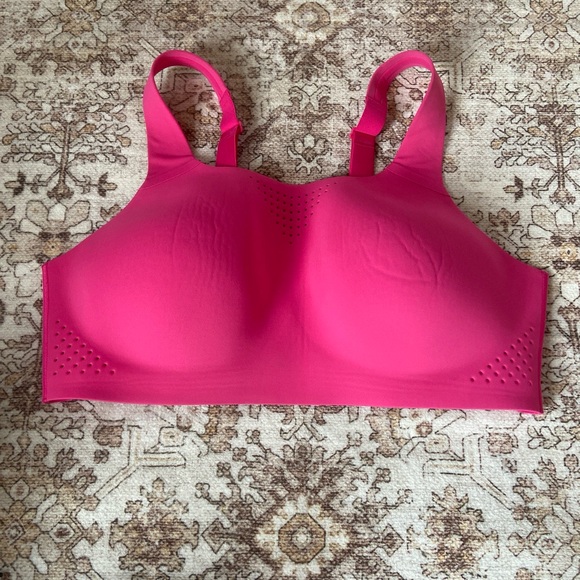 Victoria's Secret Pink Seamless Scoop Bralette - Picture 2 of 5